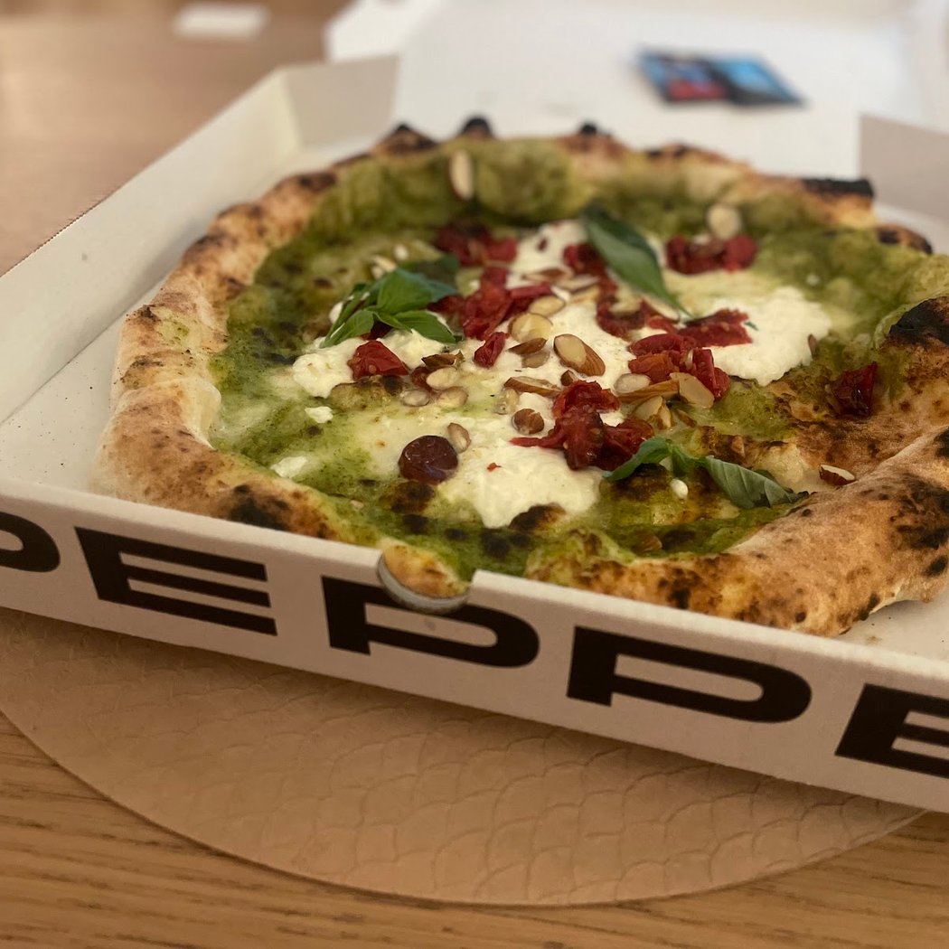 Peppe Pizzeria Levallois 3